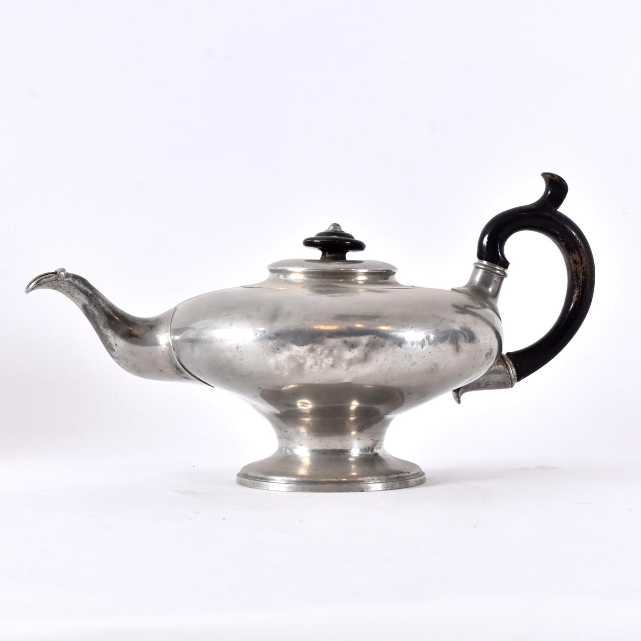 TEAPOT, pewter, Broadhead & Atkin, Sheffield.