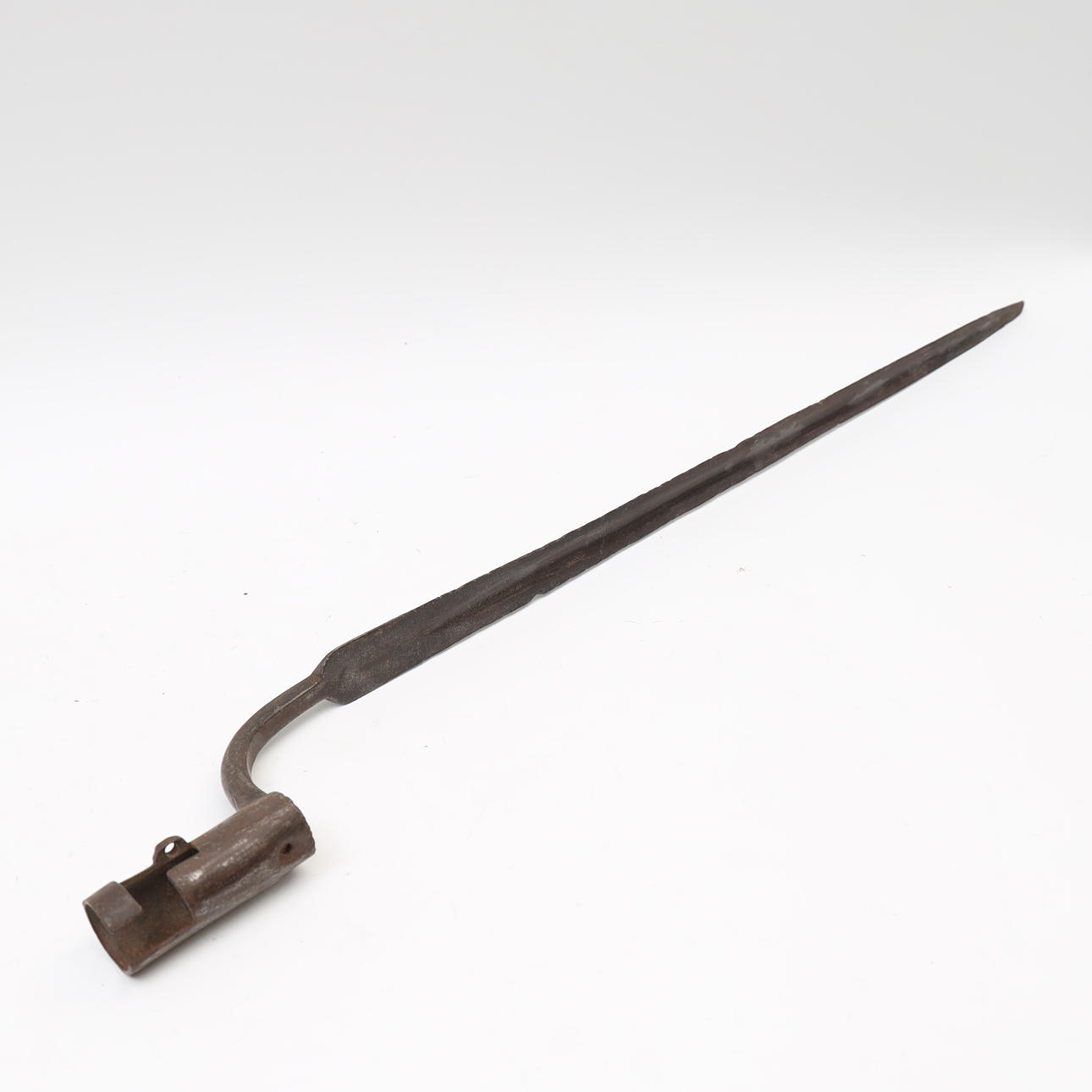 SHELF BAYONET, 19th century.