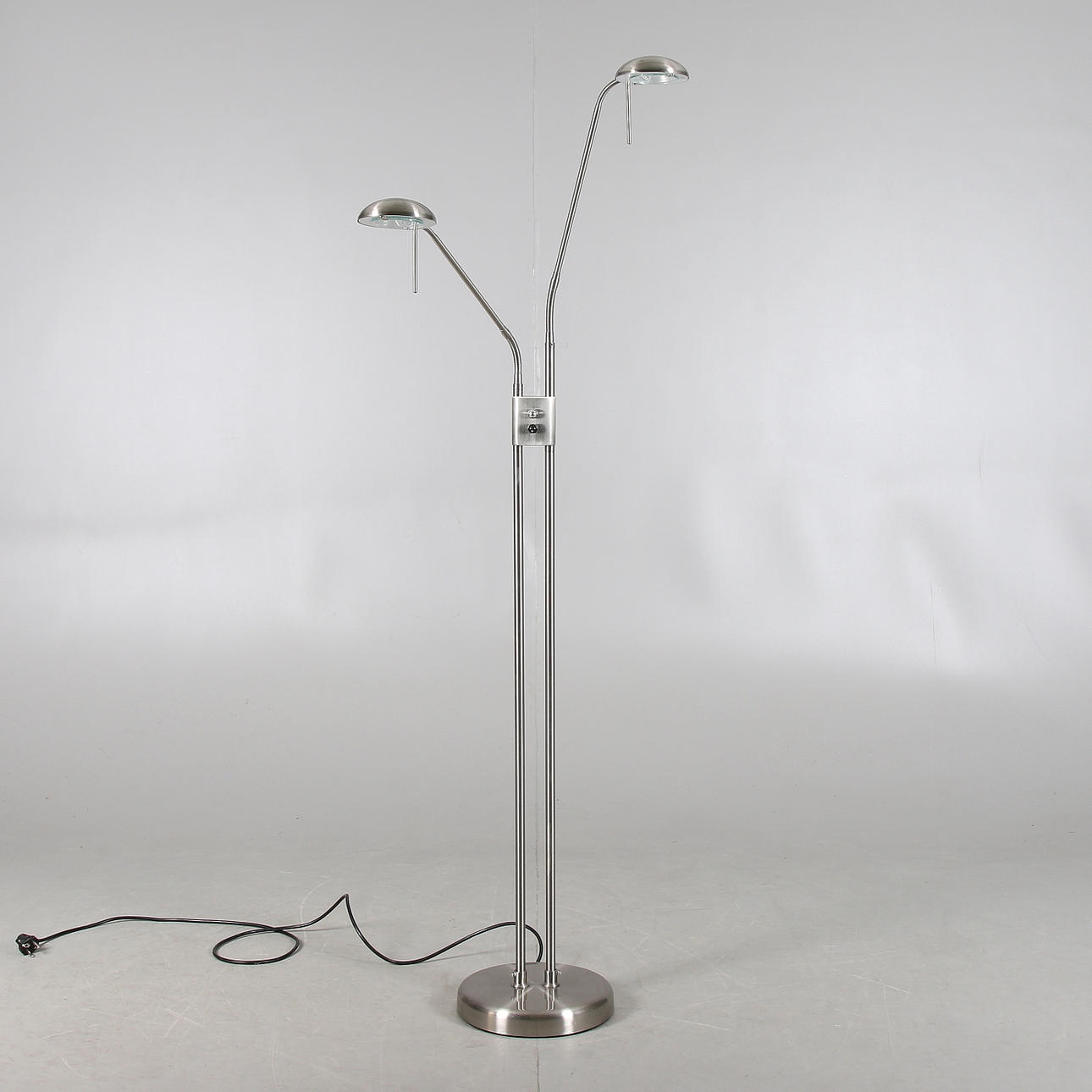 GOLVLAMPA, metall, Aneta, 2000-tal.