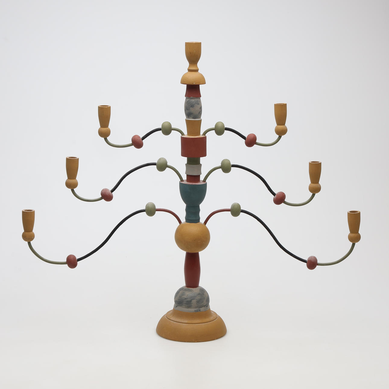 KANDELABER, trä, Essunga hembygdsförening.