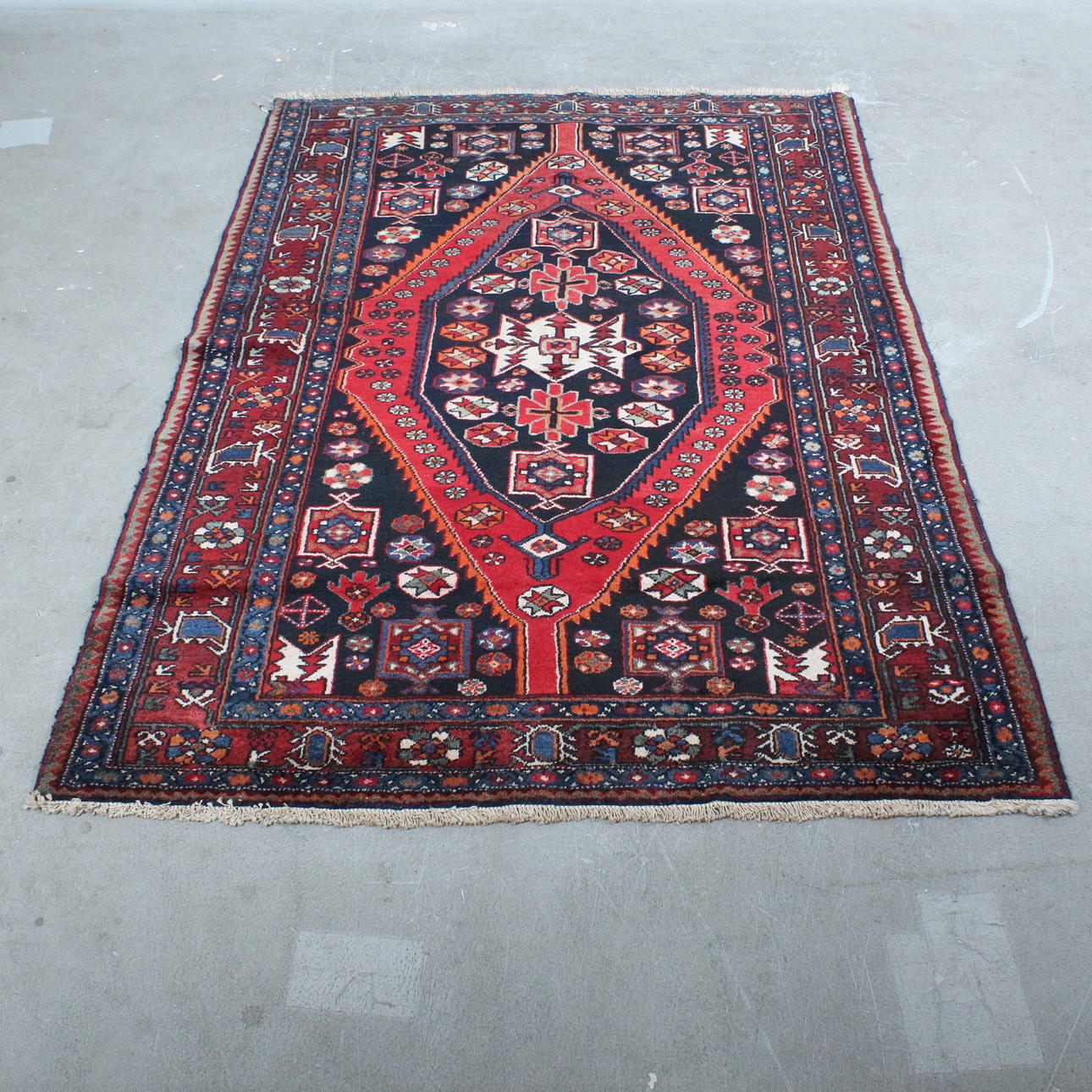 Oriental carpet, wool on wool, 190 x 130.