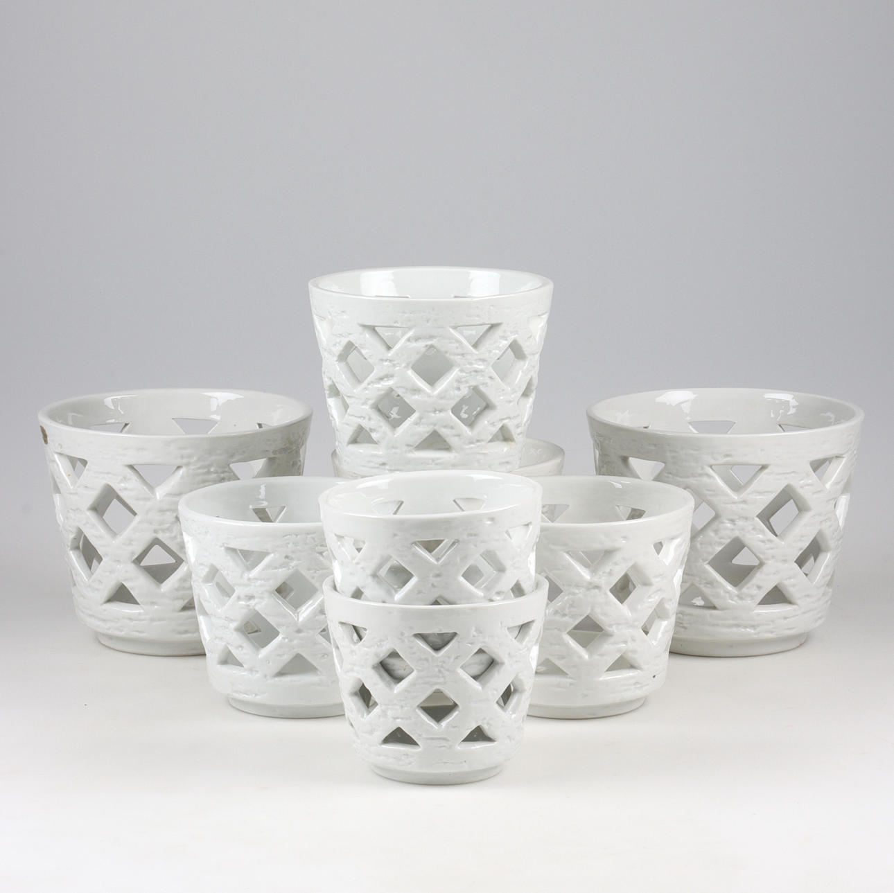 GUNNAR NYLUND. Outer lining, 8 pcs, porcelain, Rörstrand.