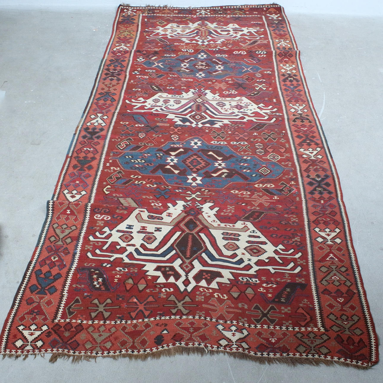 kilim, wool on wool, 320 x 155.