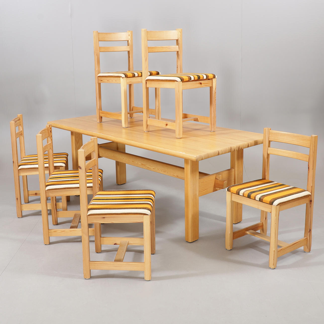 DINING TABLE, 7 parts, pine, 1970s.