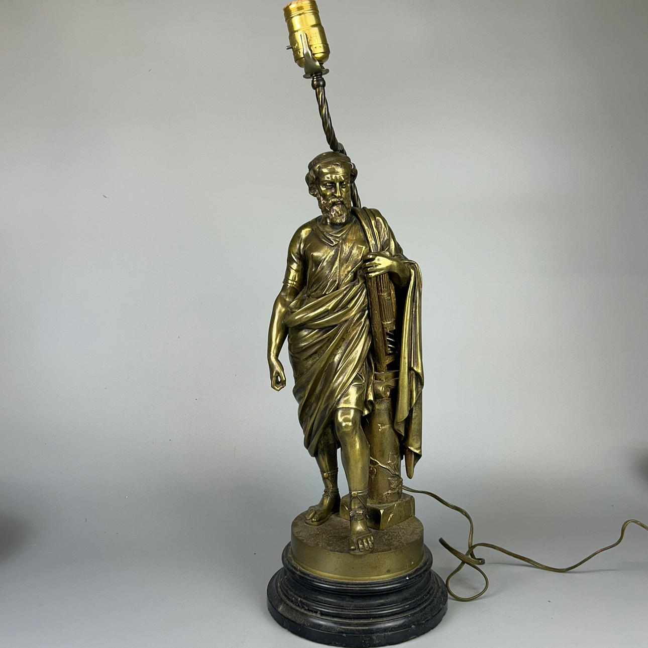 GILT BRONZE FIGURAL TABLE LAMP.