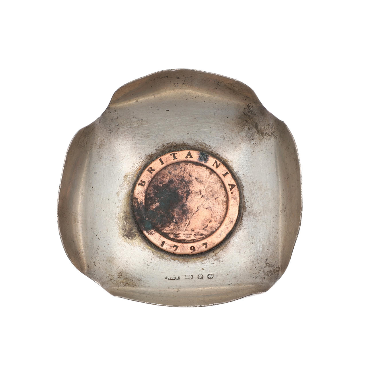 A VICTORIAN SILVER DISH.