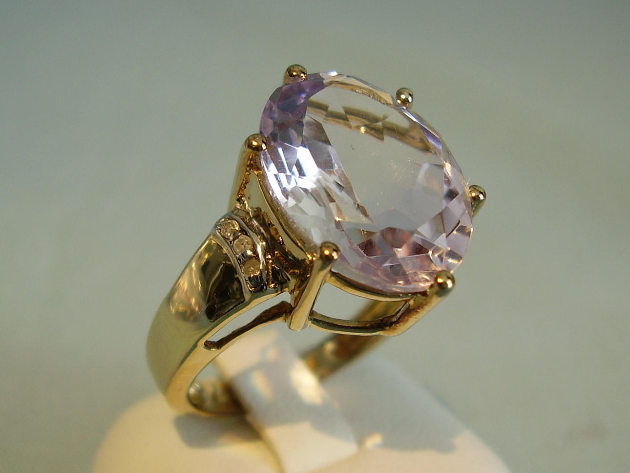 AMETIST - DIAMANTRING 8,15 ct.