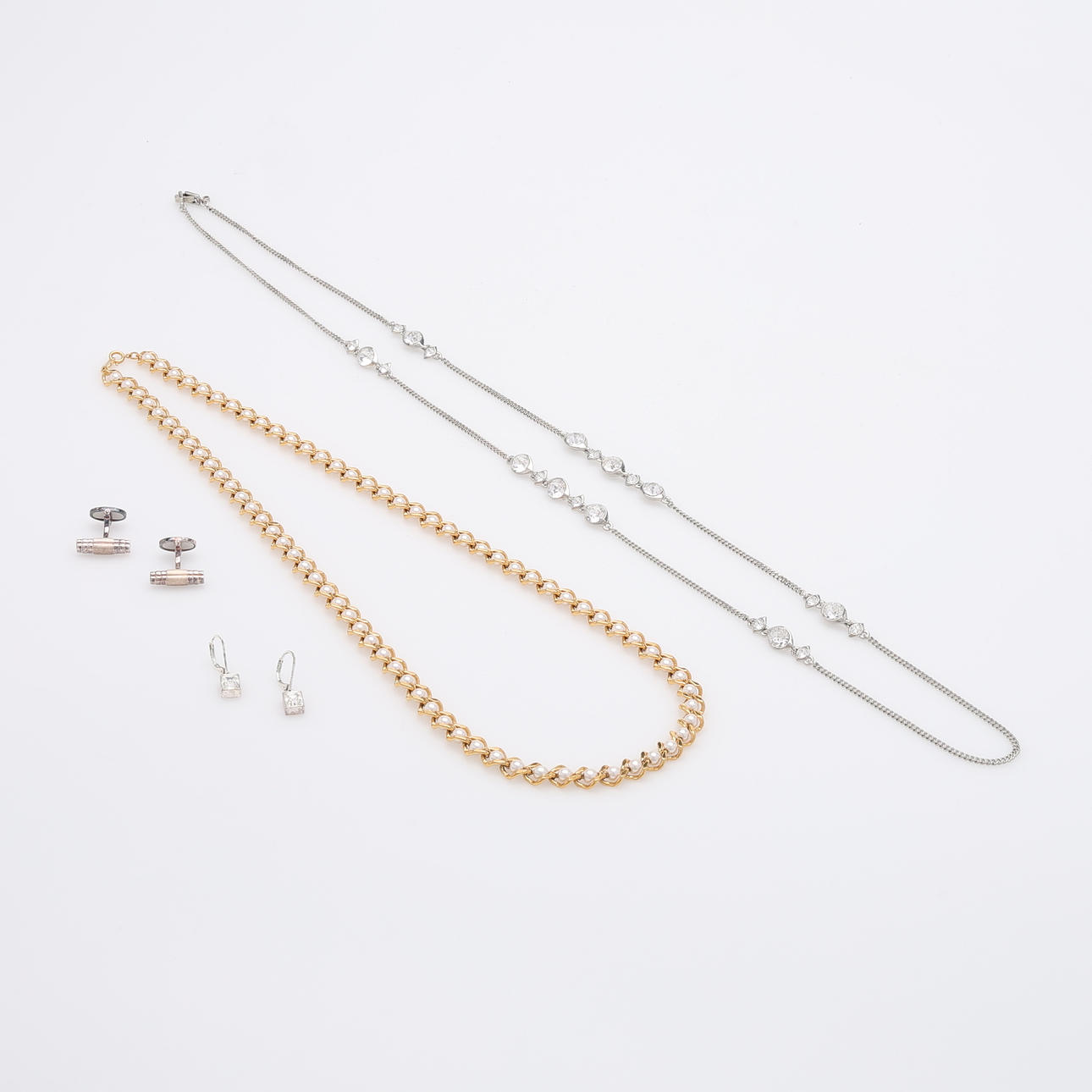 NECKLACE, EARRINGS & CUFFLINKS, 4 PIECES, INCL. NAPIER & GIVENCHY.