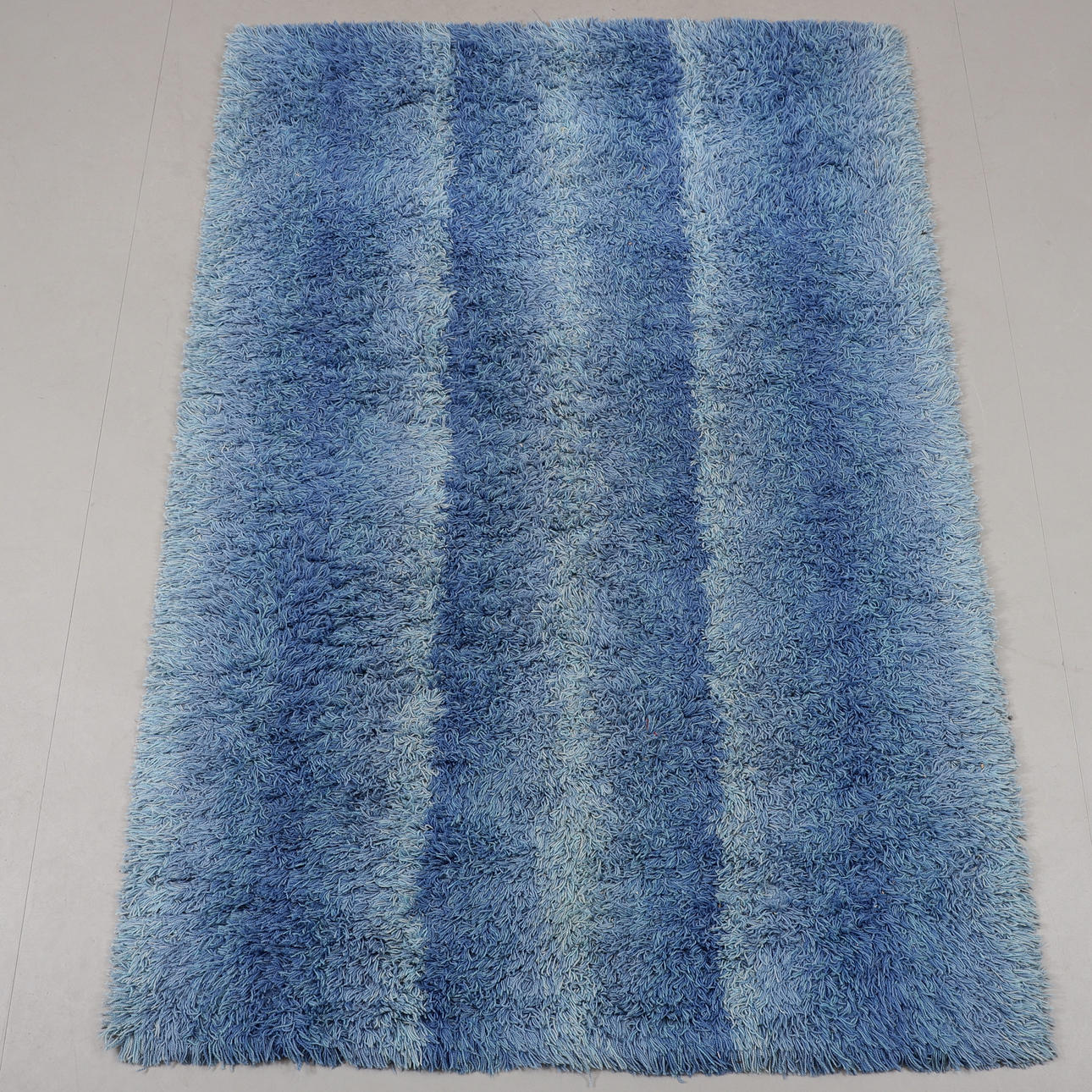 RYAMATTA, 237 x 160 cm.