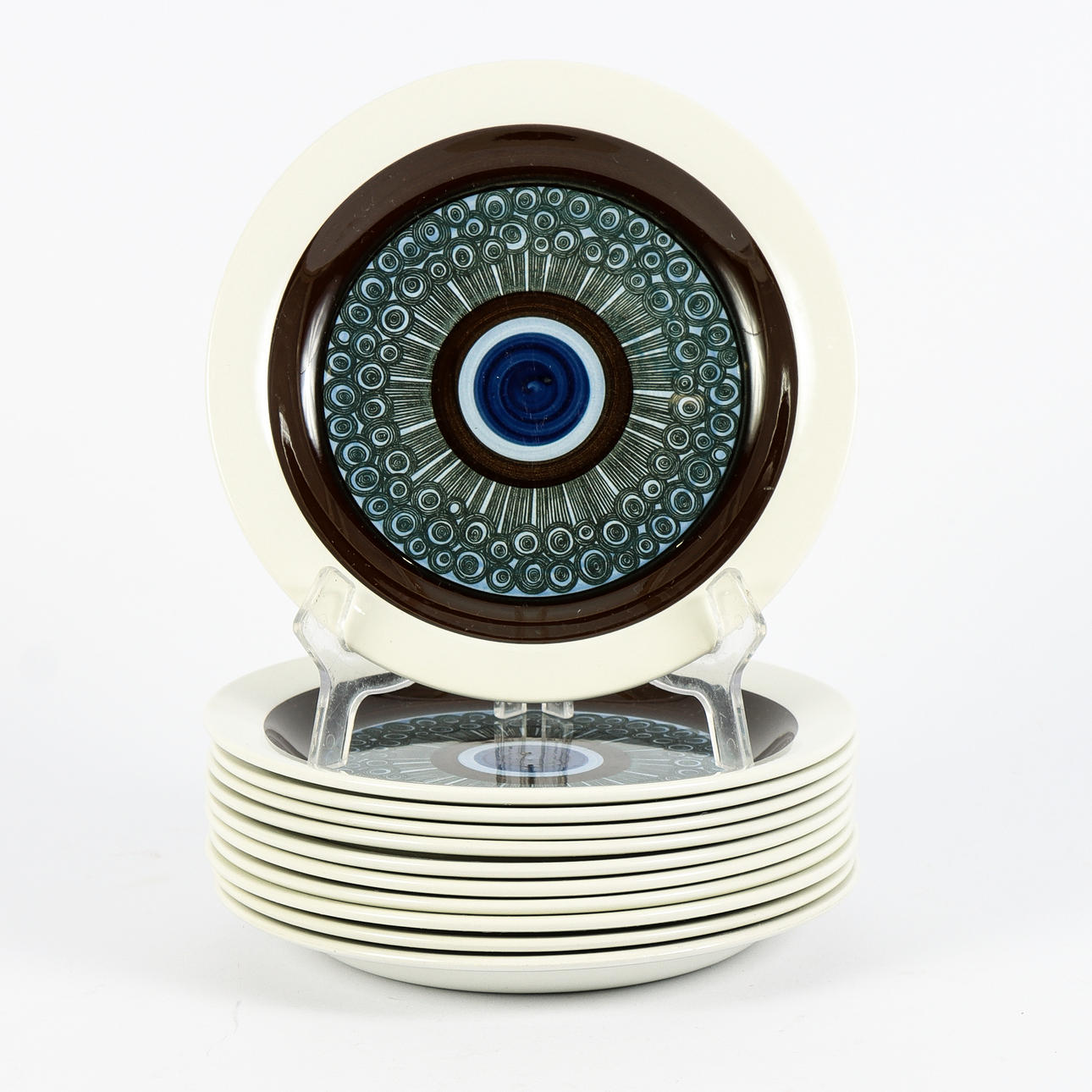 11 sets, Rörstrand Amanda.