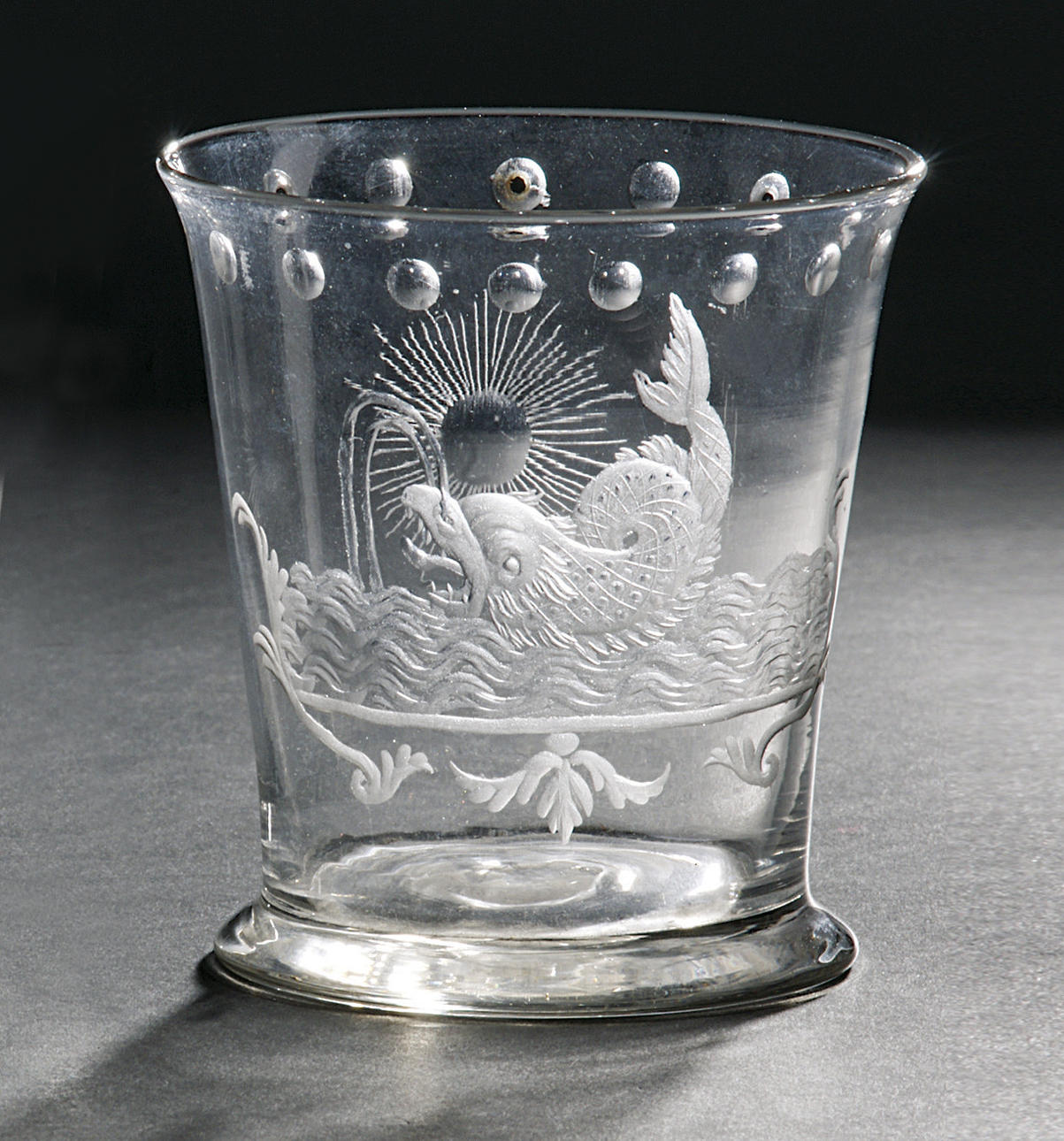 SKÄMTGLAS, 1700-tal.
