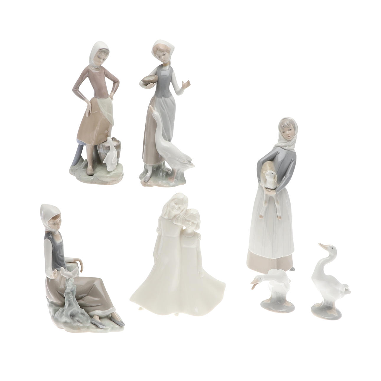 SELECTION OF LLADRO FIGURES.