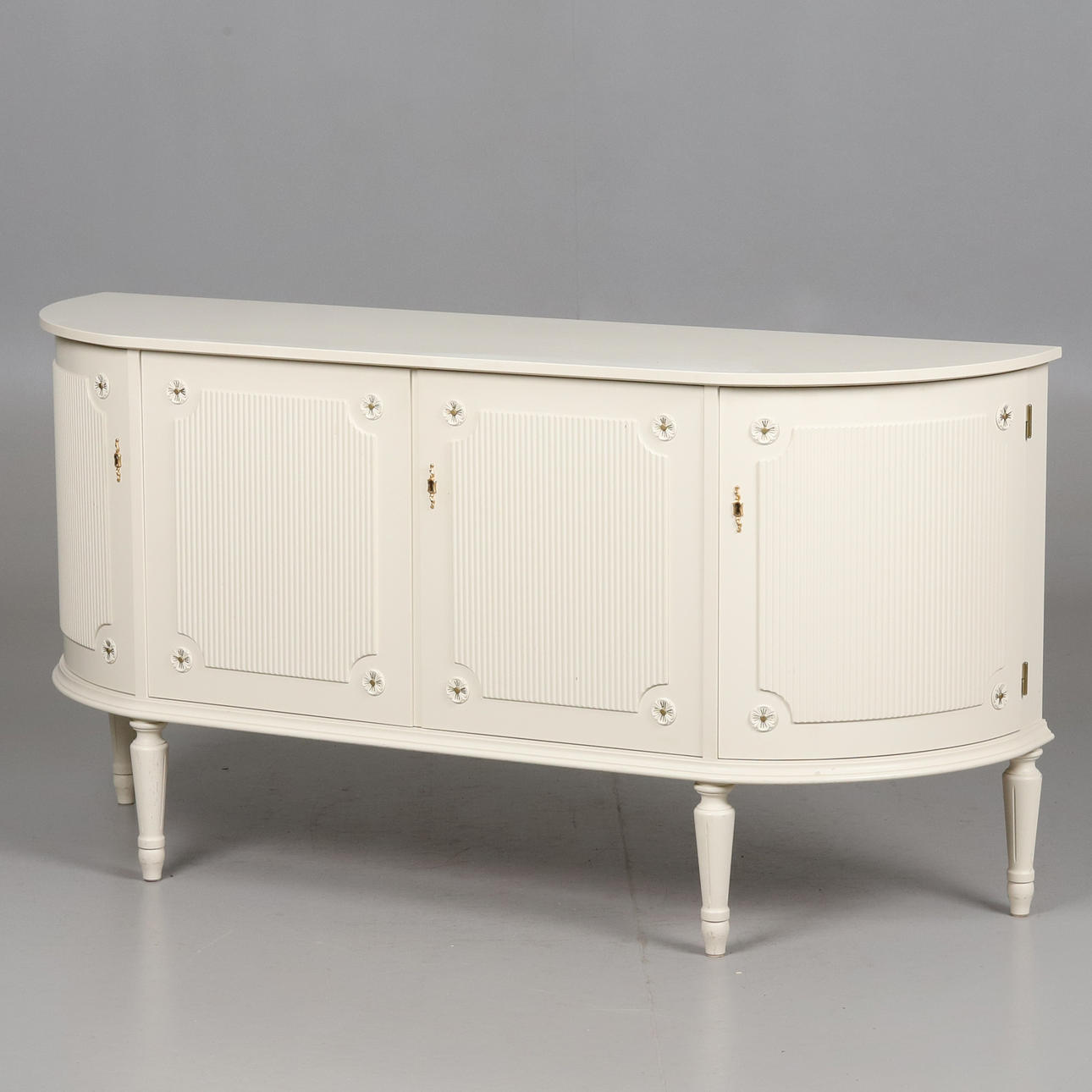 SIDEBOARD, Gustaviansk stil, 1900-talets andra hälft.