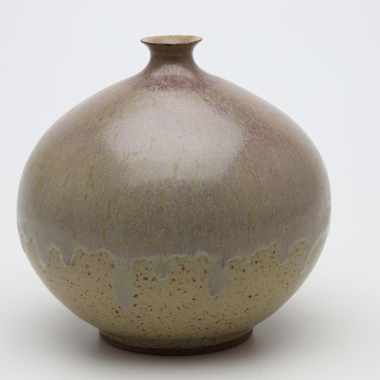 Vase, stoneware.