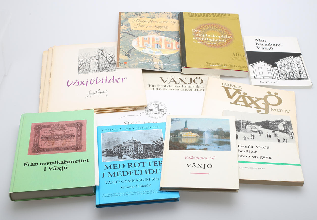 BÖCKER om VÄXJÖ, 13 st.