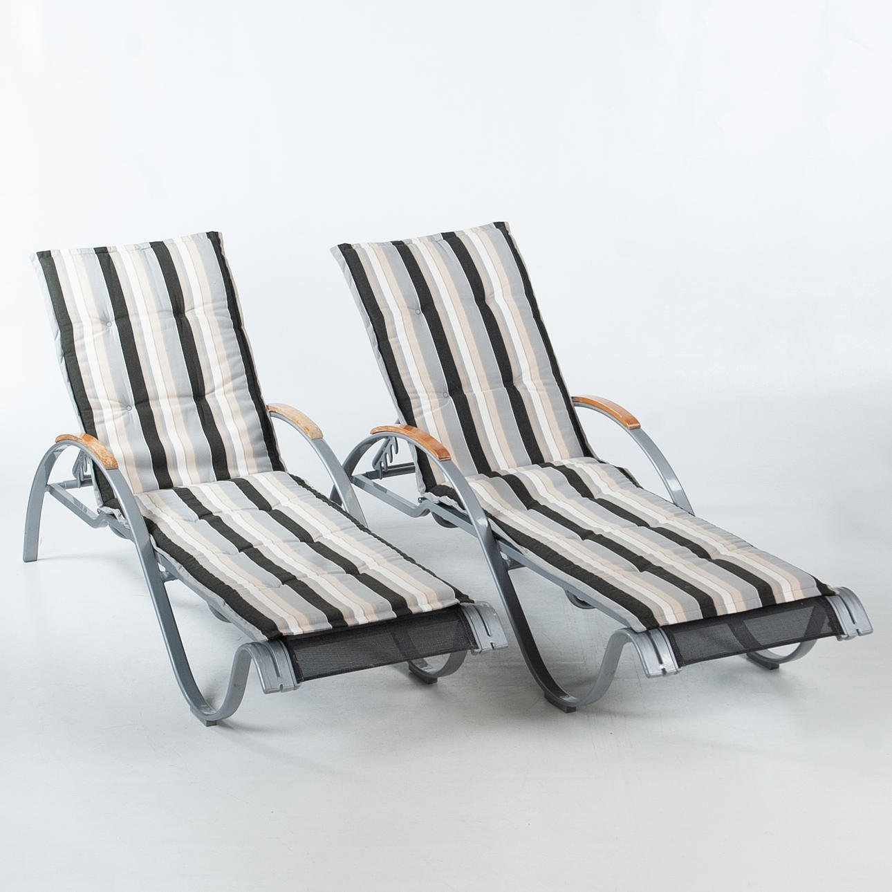 SUNBEDS, a pair, modern production.