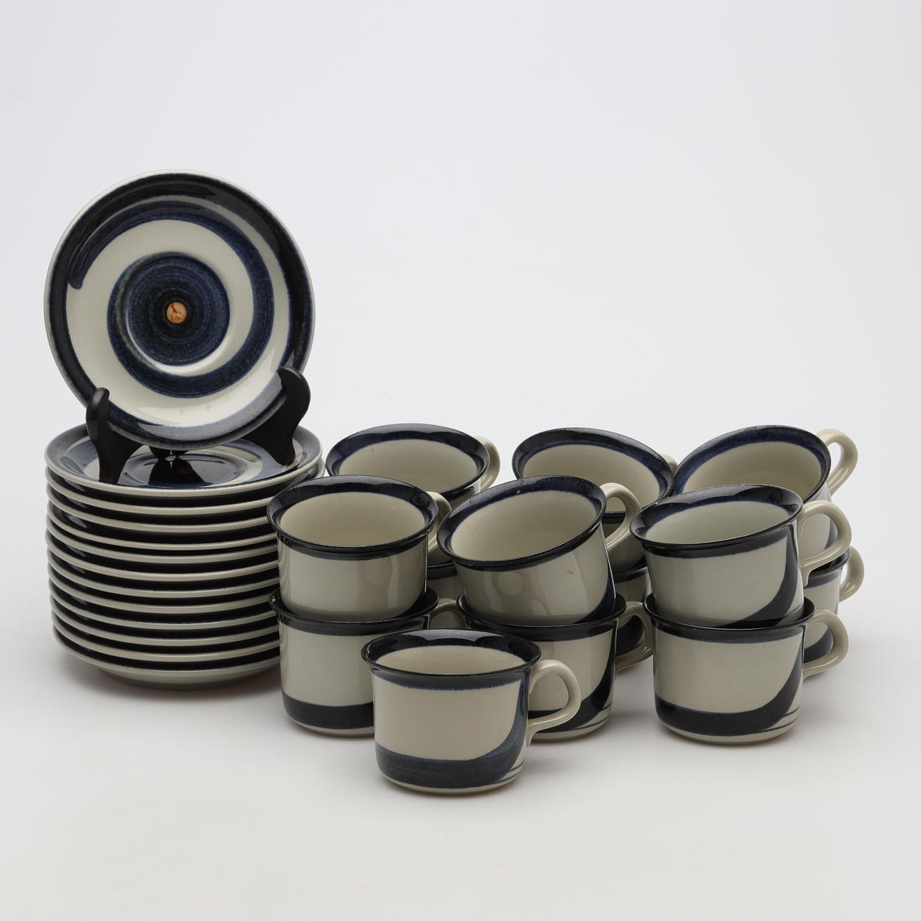 A 26-piece “Glunt” coffee set, Rörstrand.