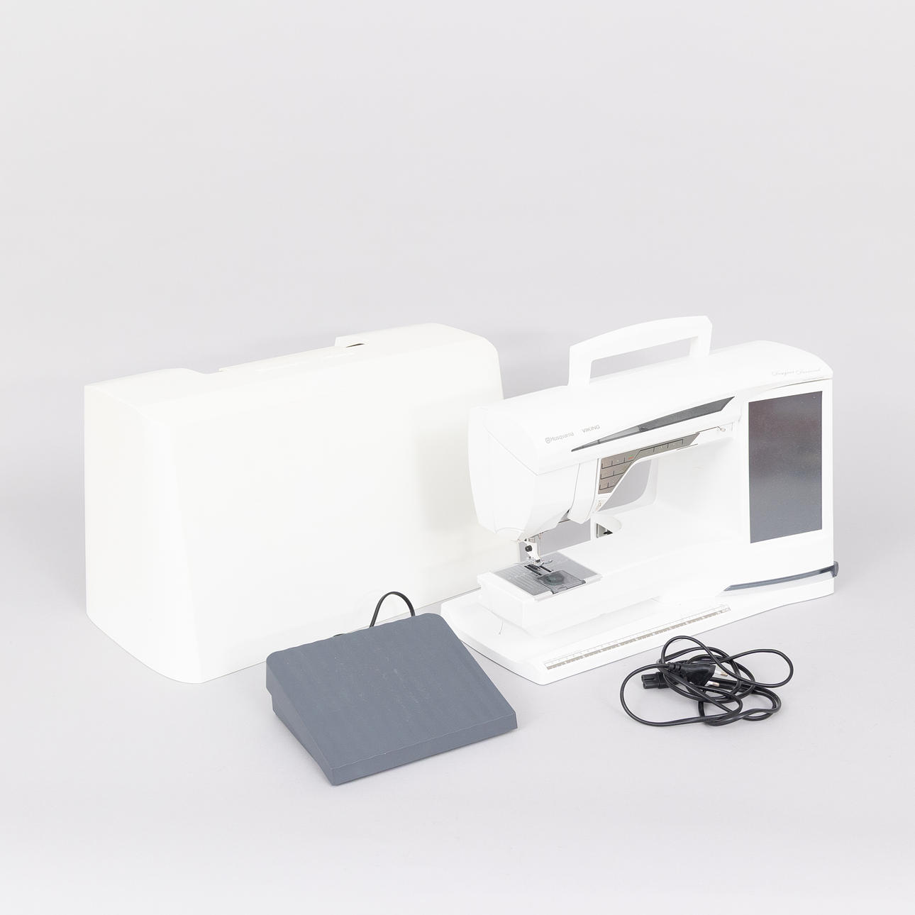 SEWING MACHINE, Husqvarna Viking Designer Diamond.