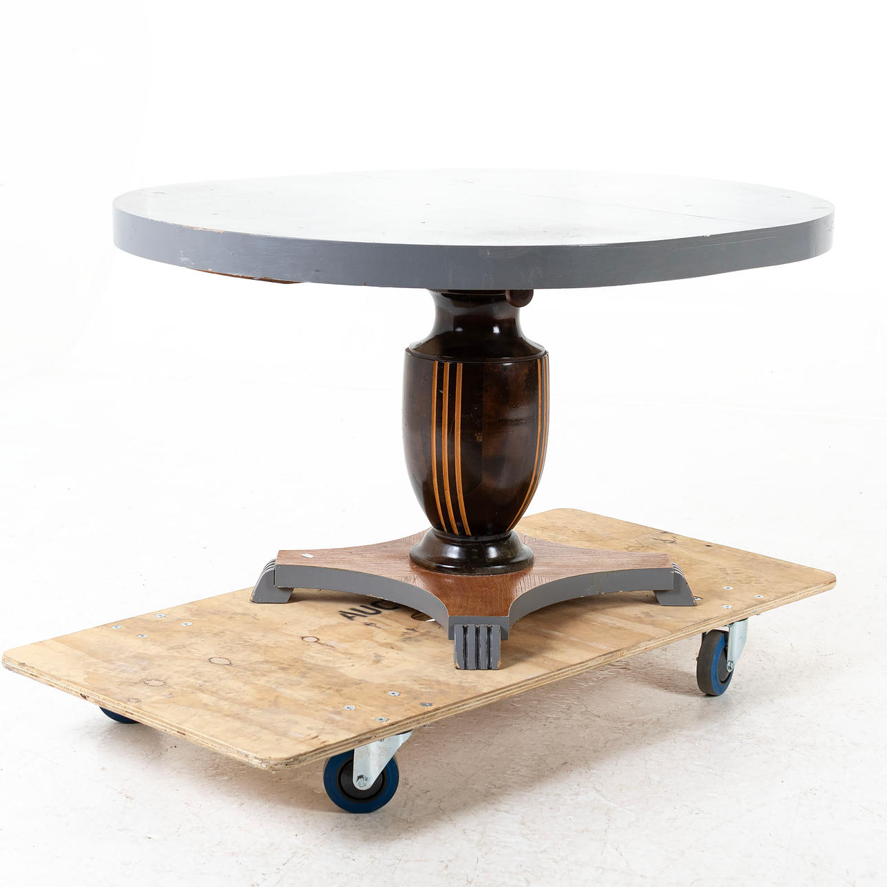 TABLE, 1920/30 - numbers.