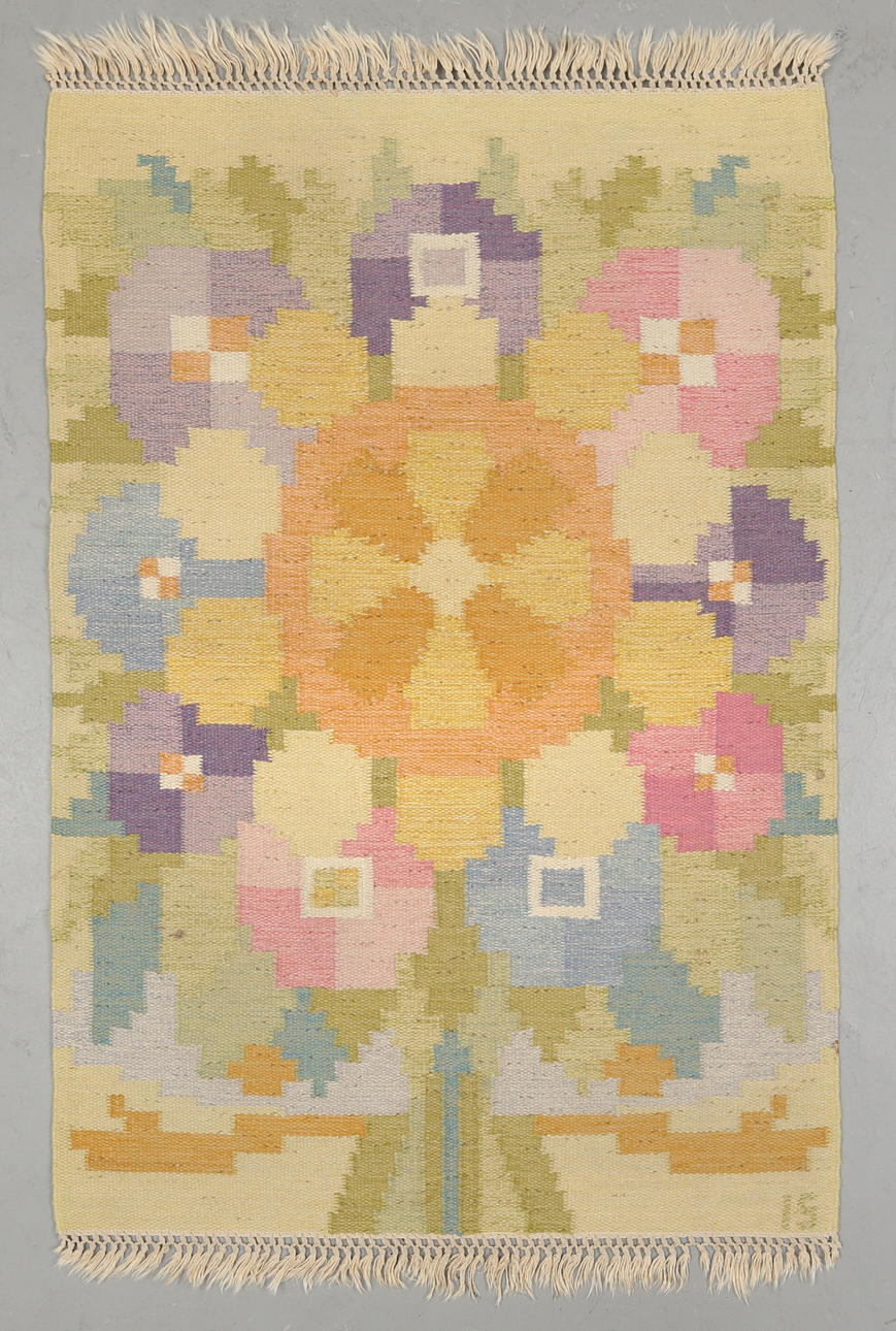 INGEGERD SILOW. Röllakanmatta signerad IS. 126 x 84 cm.
