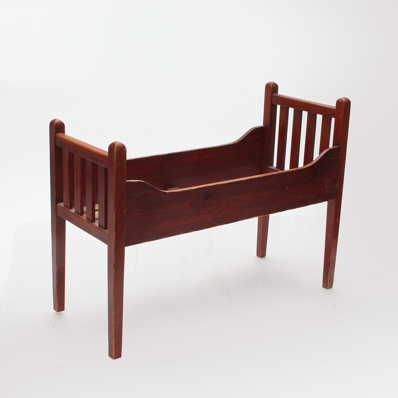 DOCKSÄNG, trä, tidigt 1900-tal.