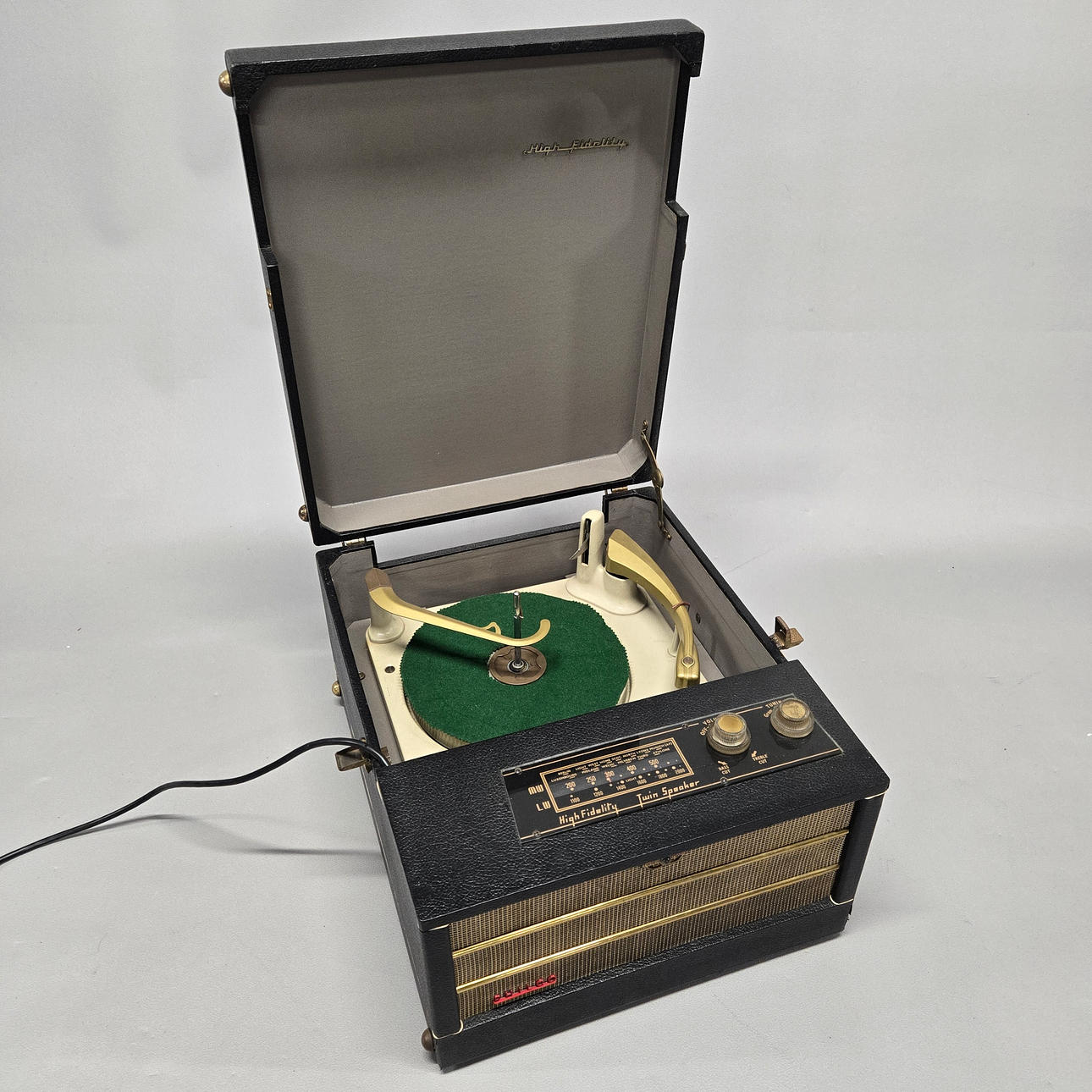 CASED PHILCO RECORD PLAYER.
