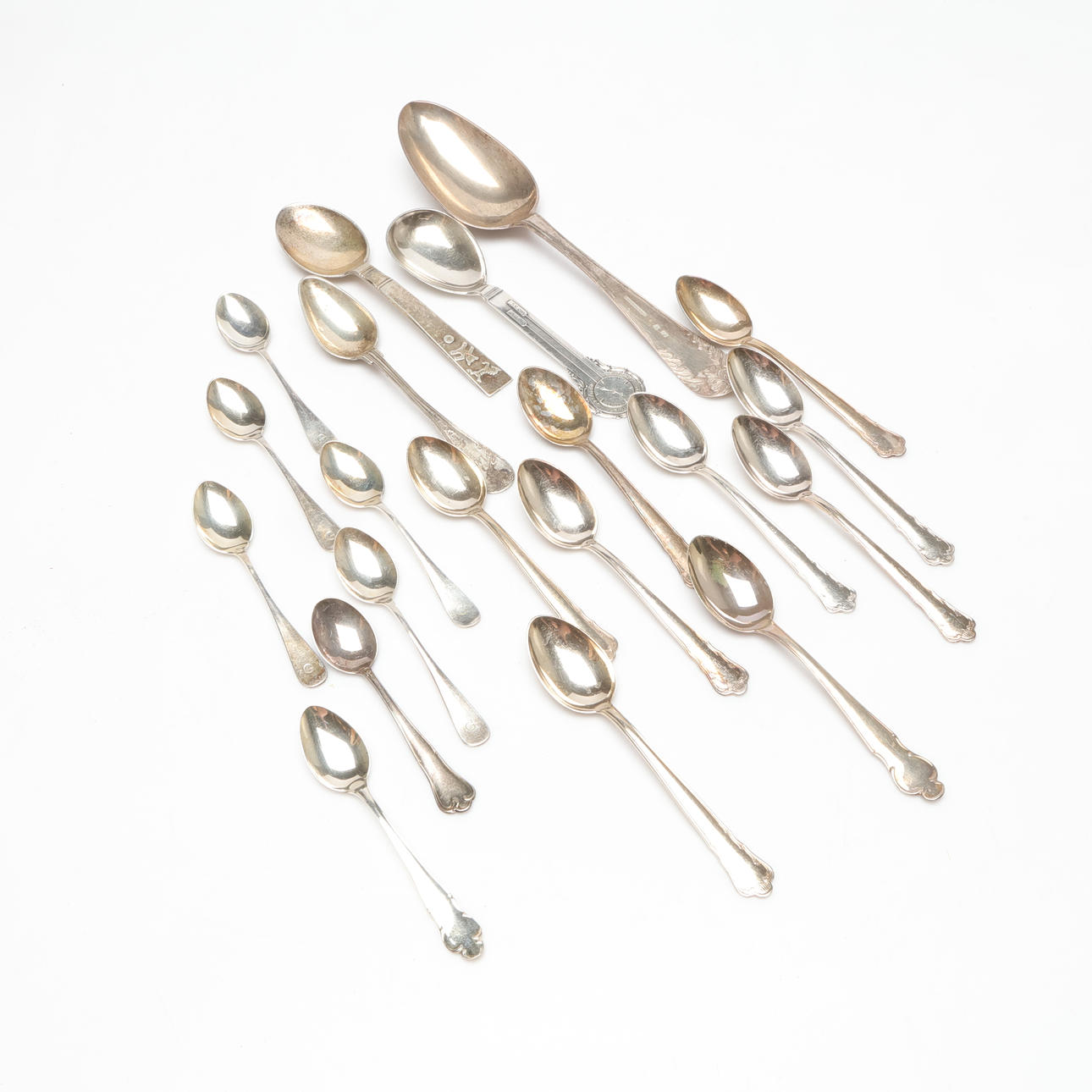 SILVER OBJECT, weight approx. 301 grams.