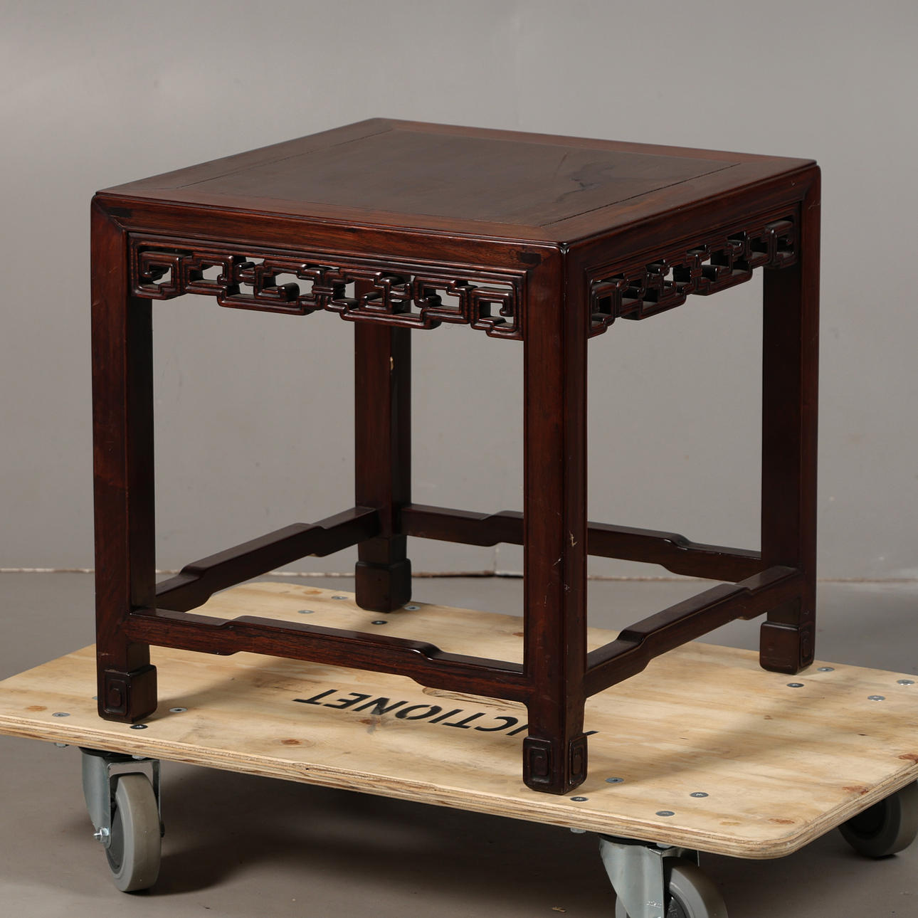 CHINESE HARDWOOD SQUARE TOP COFFEE TABLE.