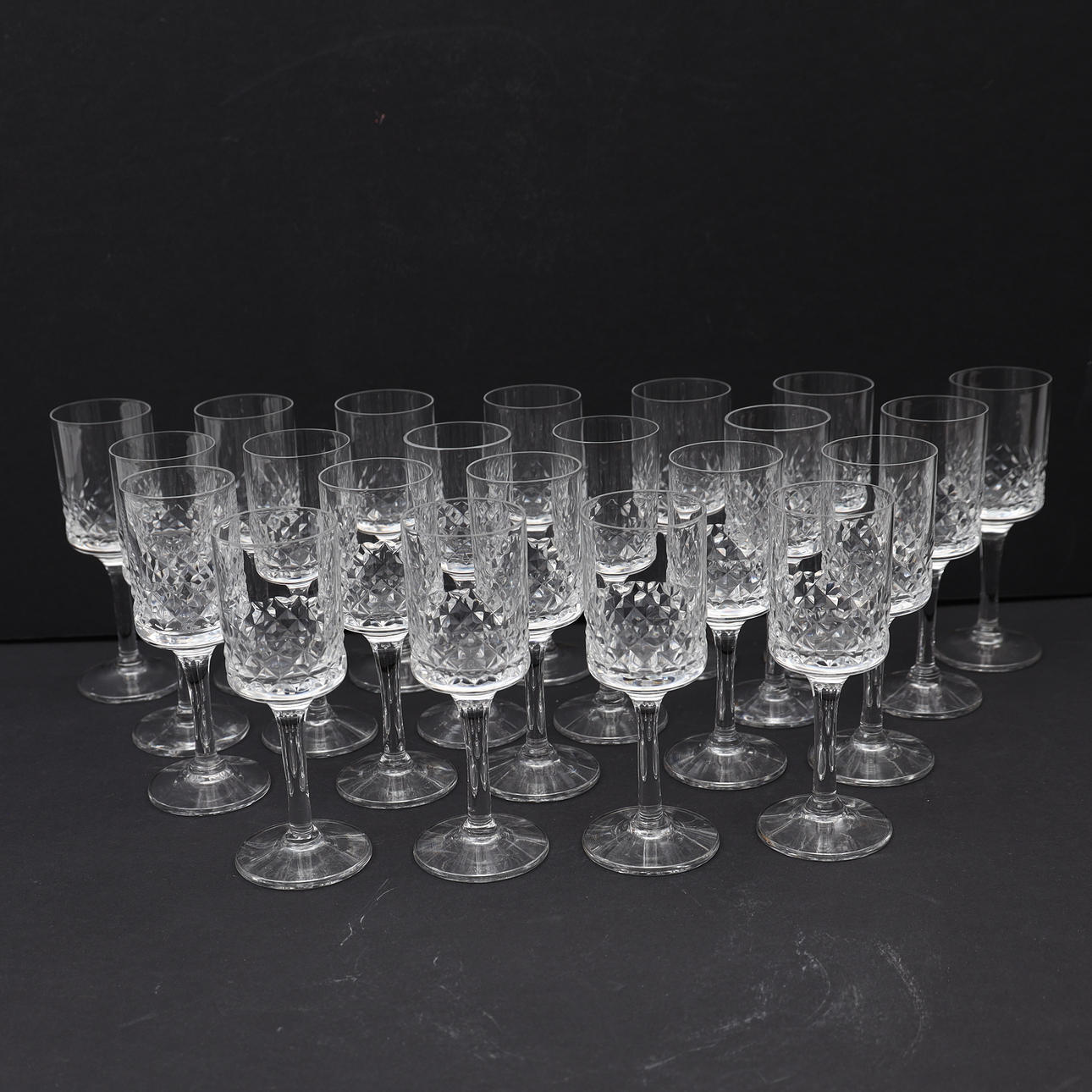 STARKVINSGLAS 22pcs, Skruf, cut crystal.