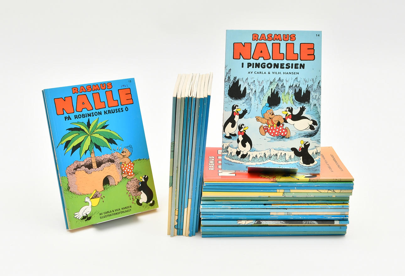 Rasmus Winnie. 33 Volumes.