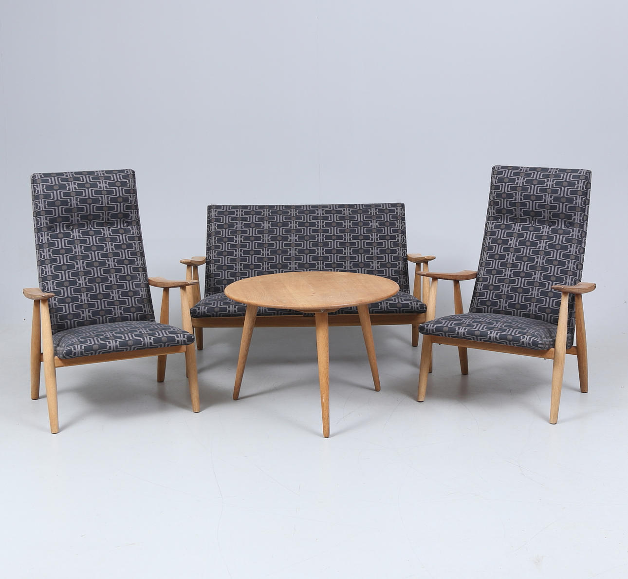 HANS J. WEGNER. A 4-piece sofa set, Oak, Denmark.