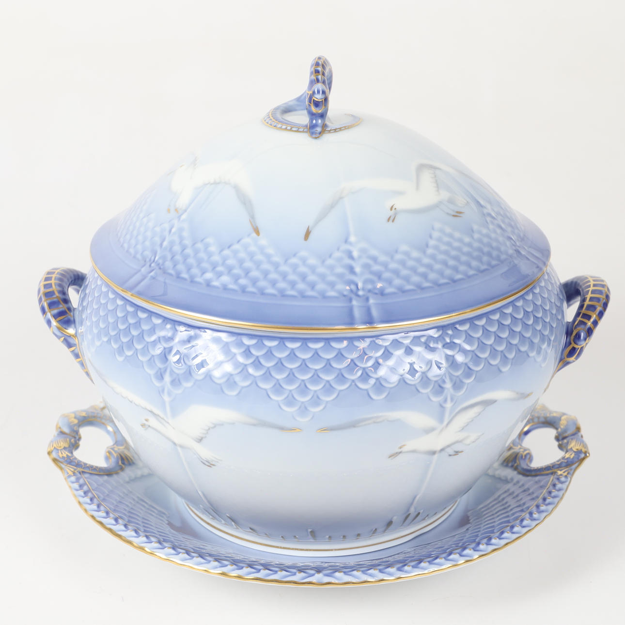 TERRIN SAMT FAT, "Måsen", porslin, Bing & Gröndahl, Danmark.