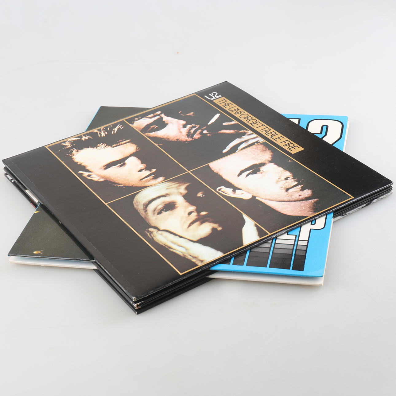 U2. Vinyl records, 5 pieces.