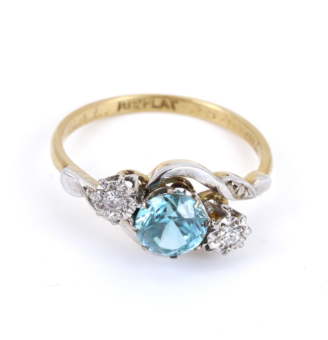 18CT GOLD & PLATINUM BLUE TOPAZ & DIAMOND SET RING.