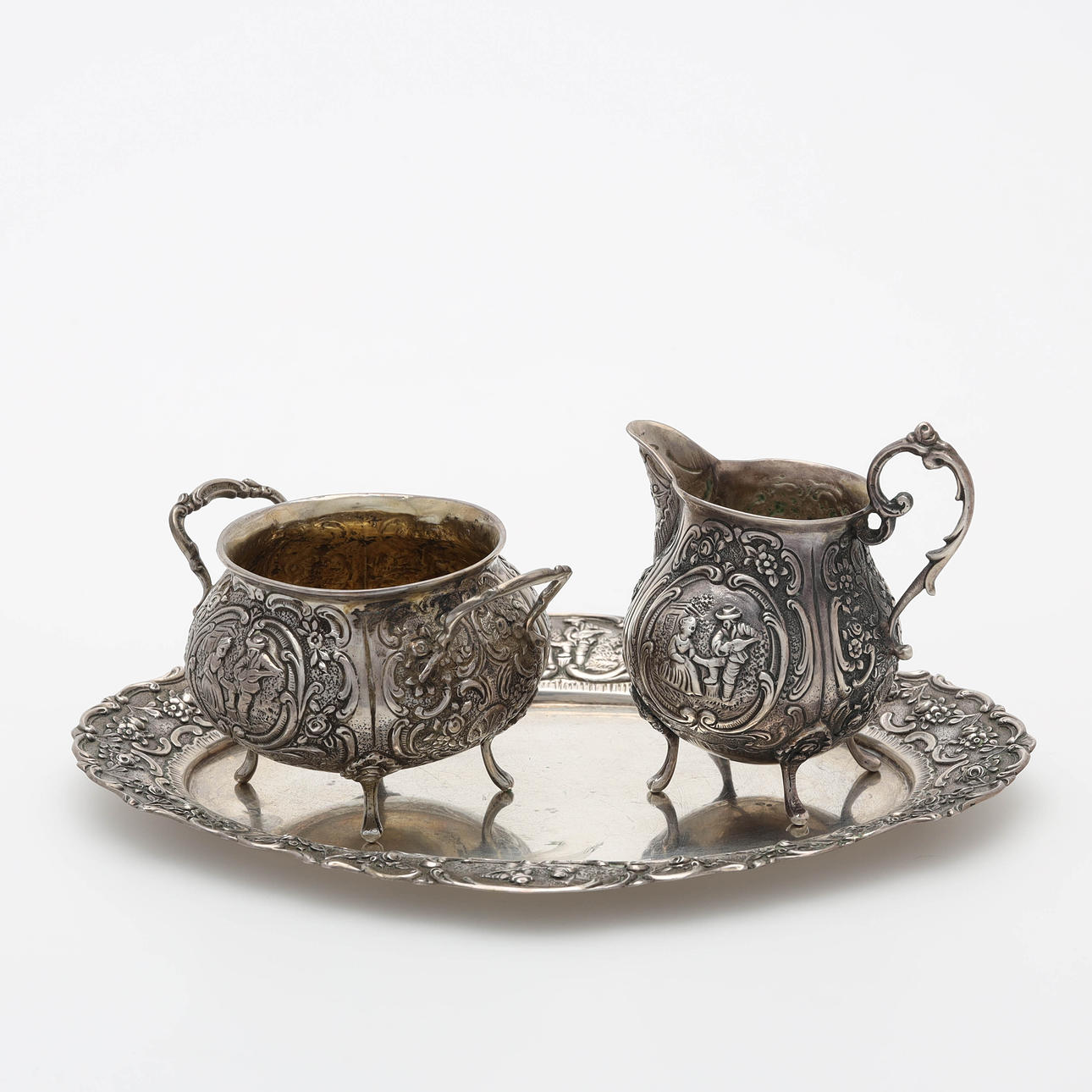 SERVISDELAR, 3 delar, importstämplar, 305 gram.