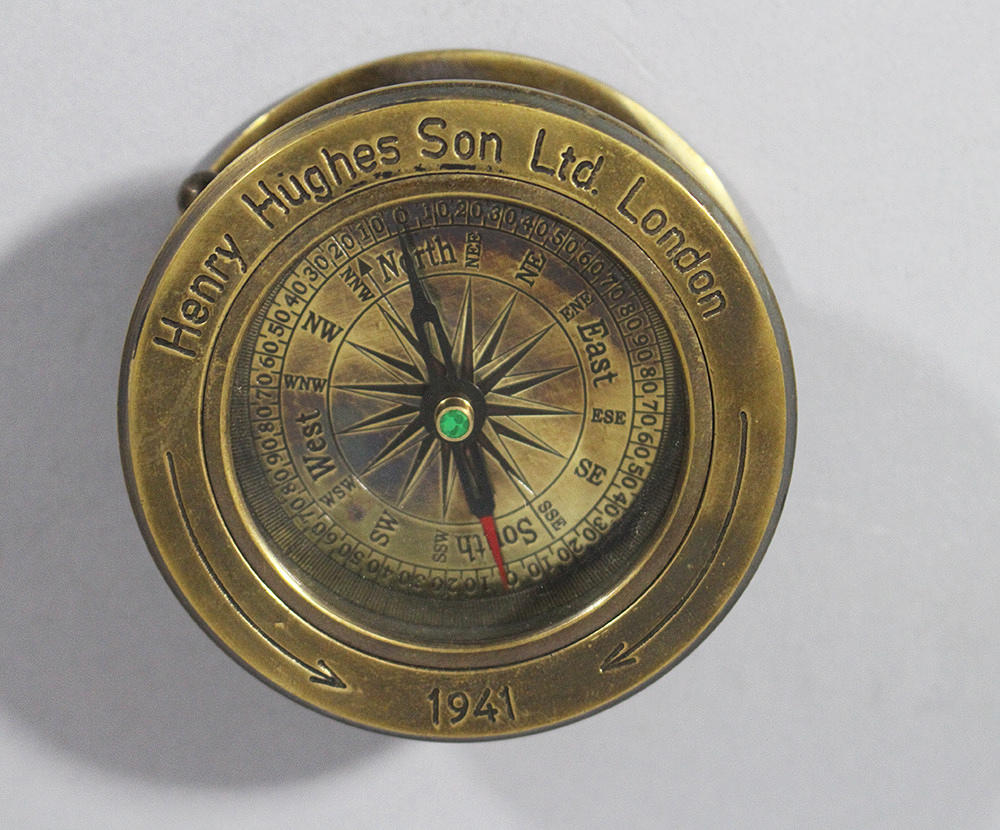 COMPASS, England 1900-tal.