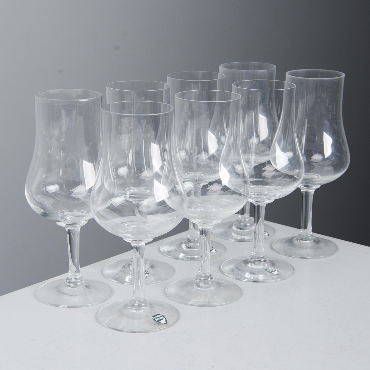 GUNNAR CYRÉN. “Elixir”, 8 wine tasting glasses, Orrefors.