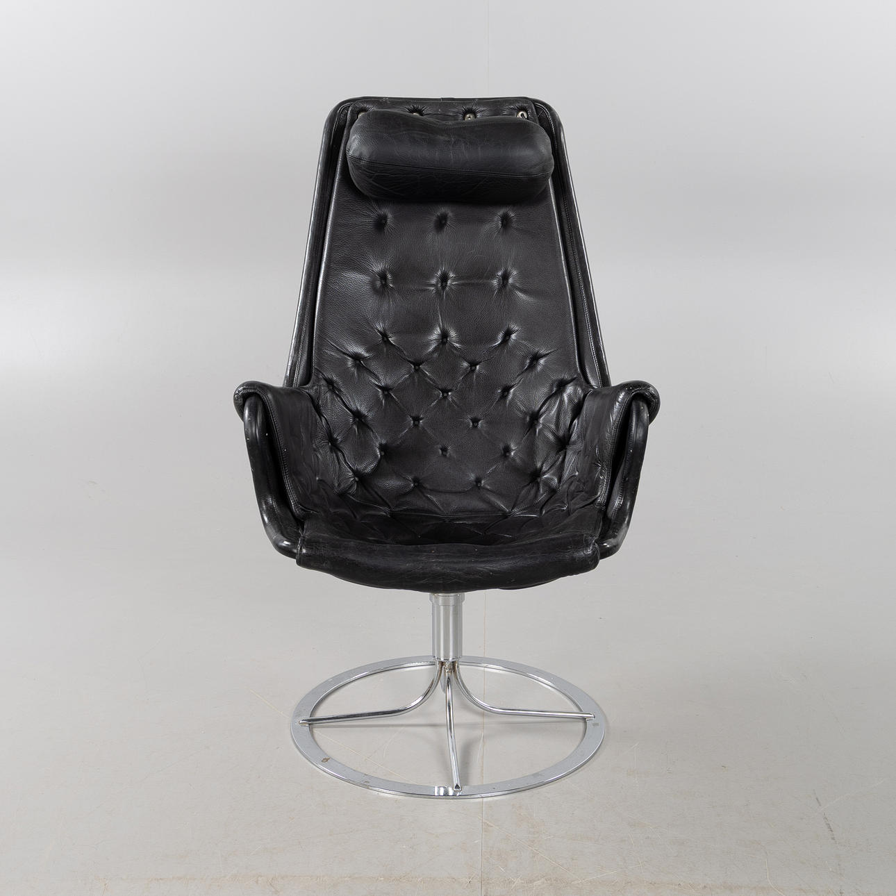 BRUNO MATHSSON. "Jetson", fåtölj, DUX, modellen formgiven 1969.