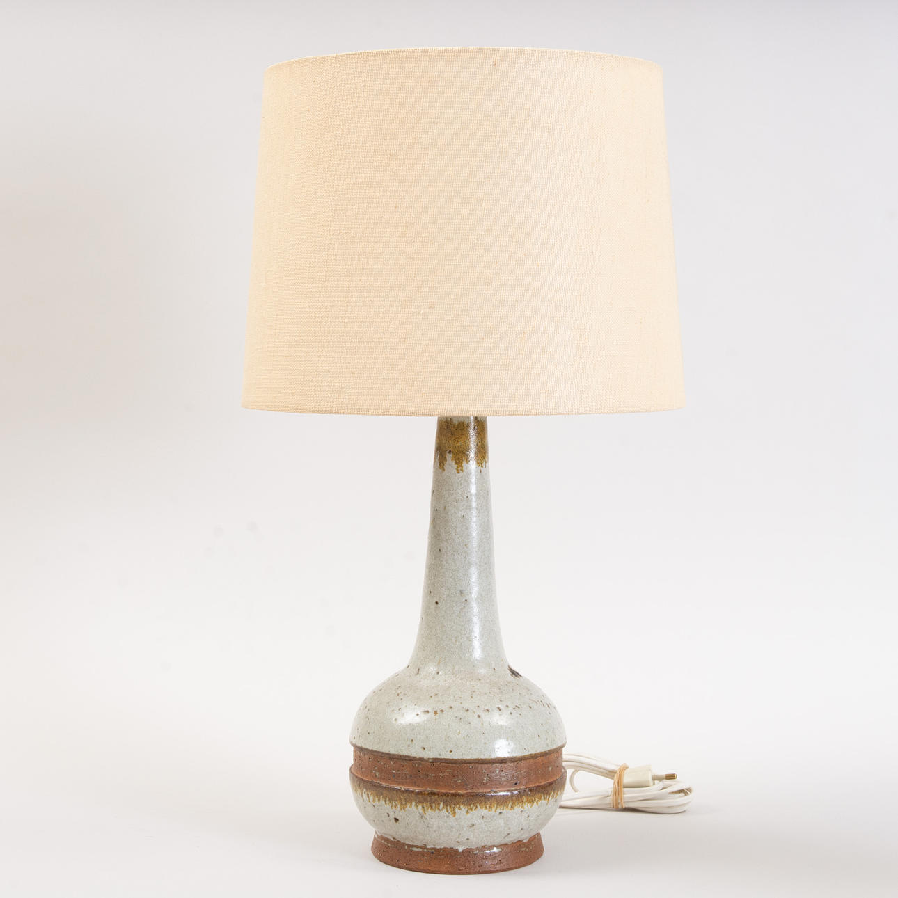 TABLE LAMP WITH LAMPSHADE. Stenøj, Denmark, 1960s/70s.