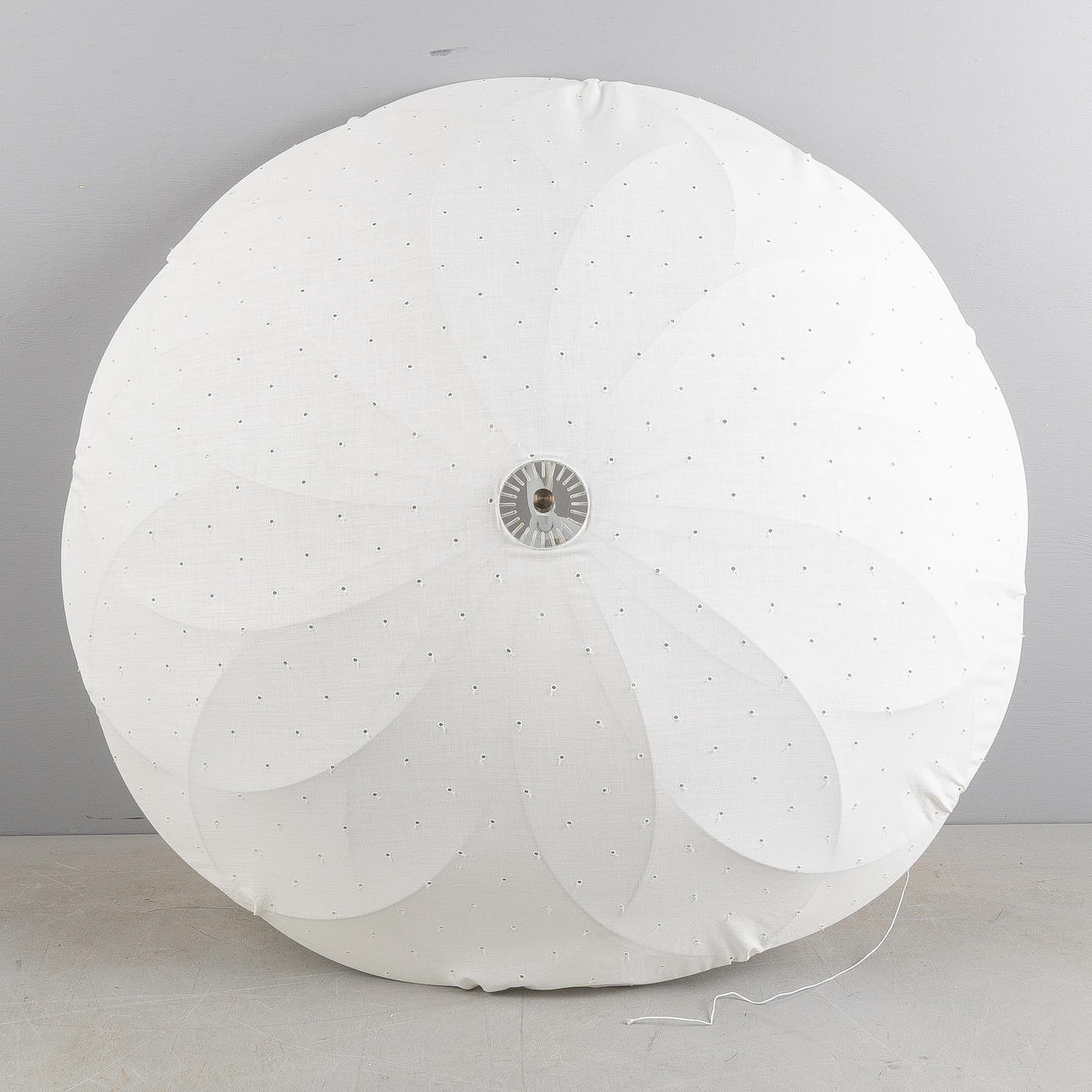 TORE AHLSÈN, a ceiling plafond, model “Pia”.