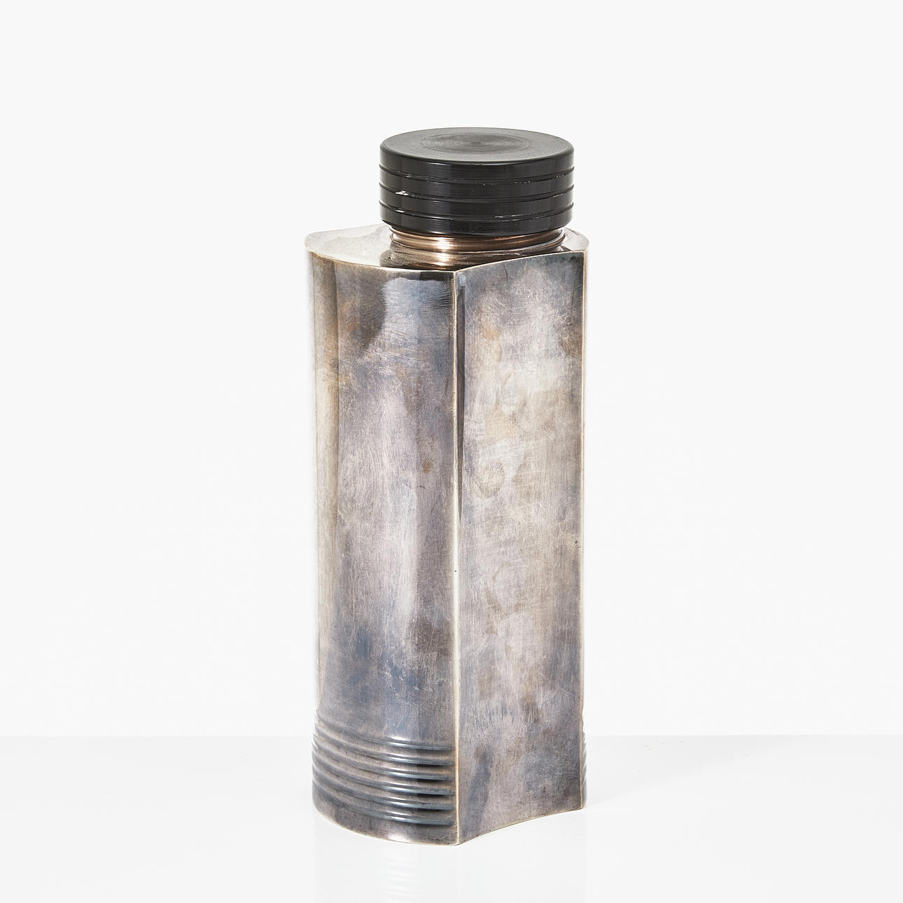 FOLKE ARSTRÖM. Shaker, nickel silver, bakelite cover.
