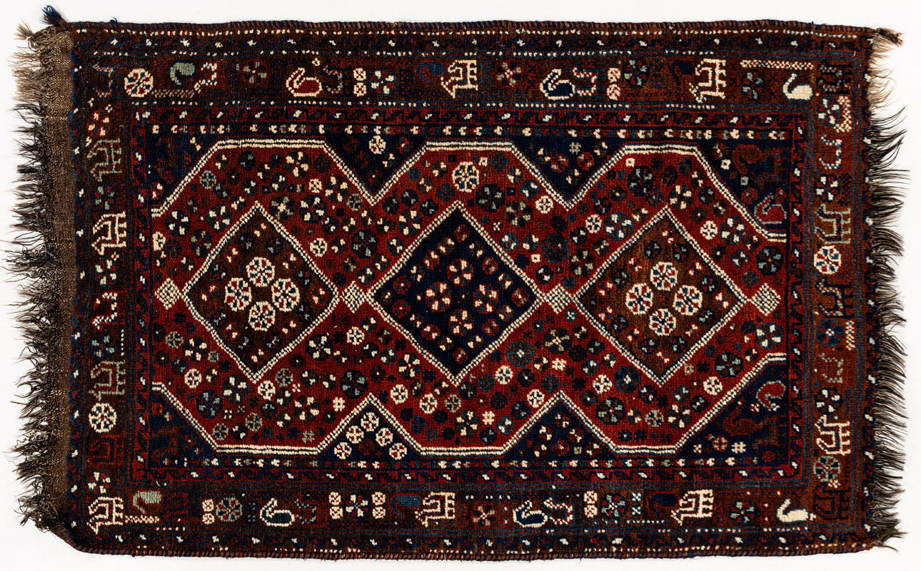 ORIENTAL RUG, hand-knotted, 137x92 cm.