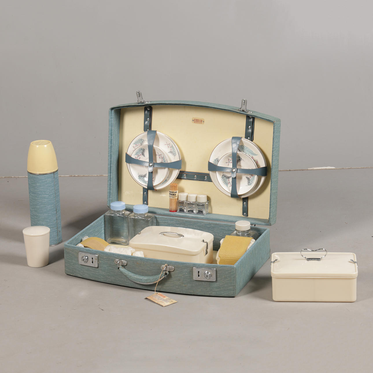 A SIRRAM PICNIC HAMPER, CIRCA 1960s.