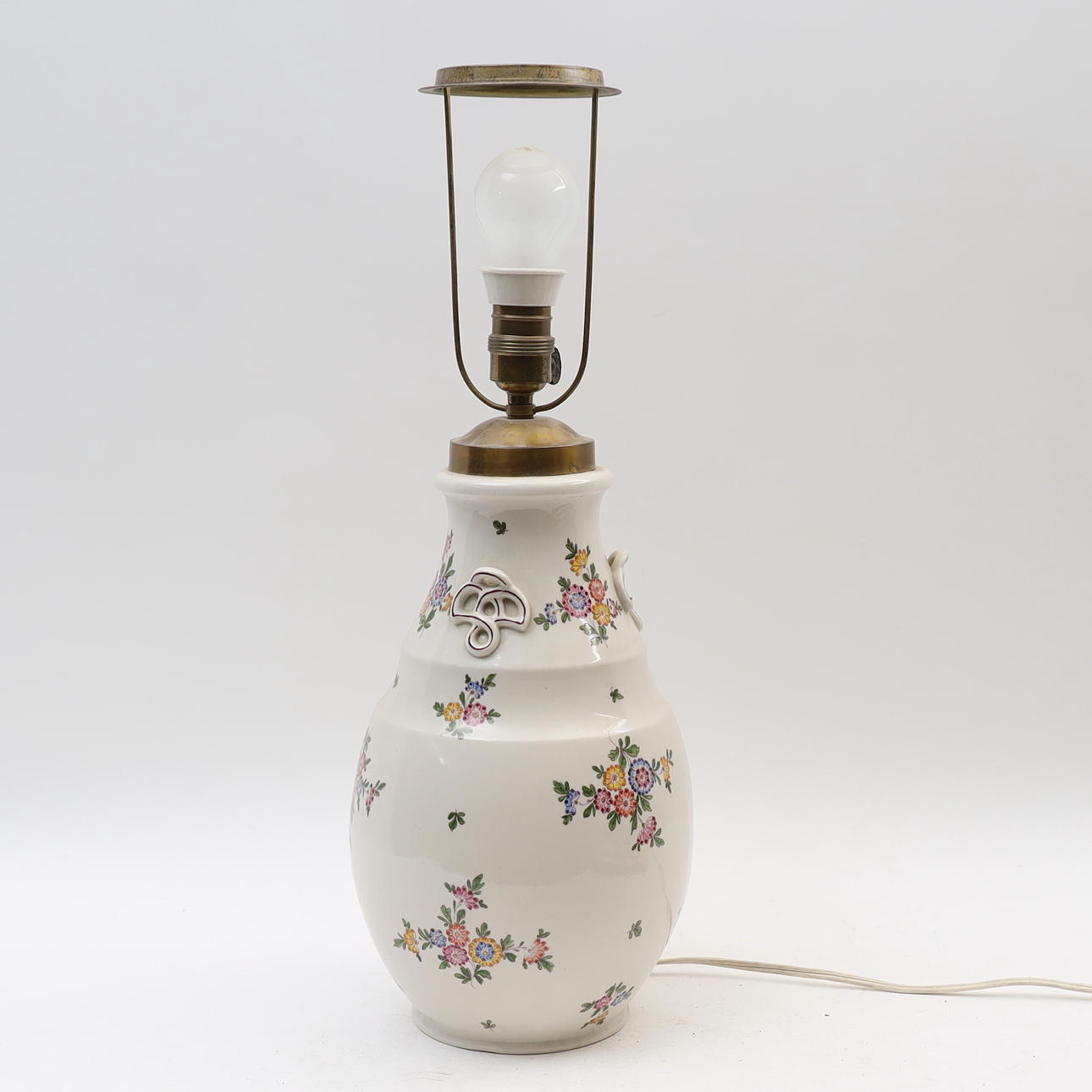 BORDSLAMPA, 1900-talets första hälft.