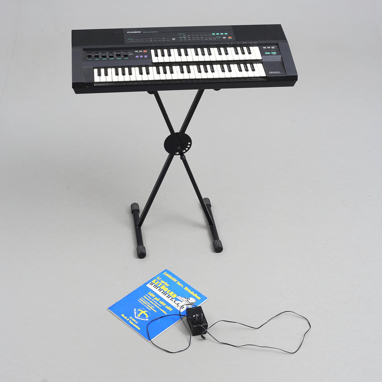 KEYBORD with STAND, Casio DM-100.