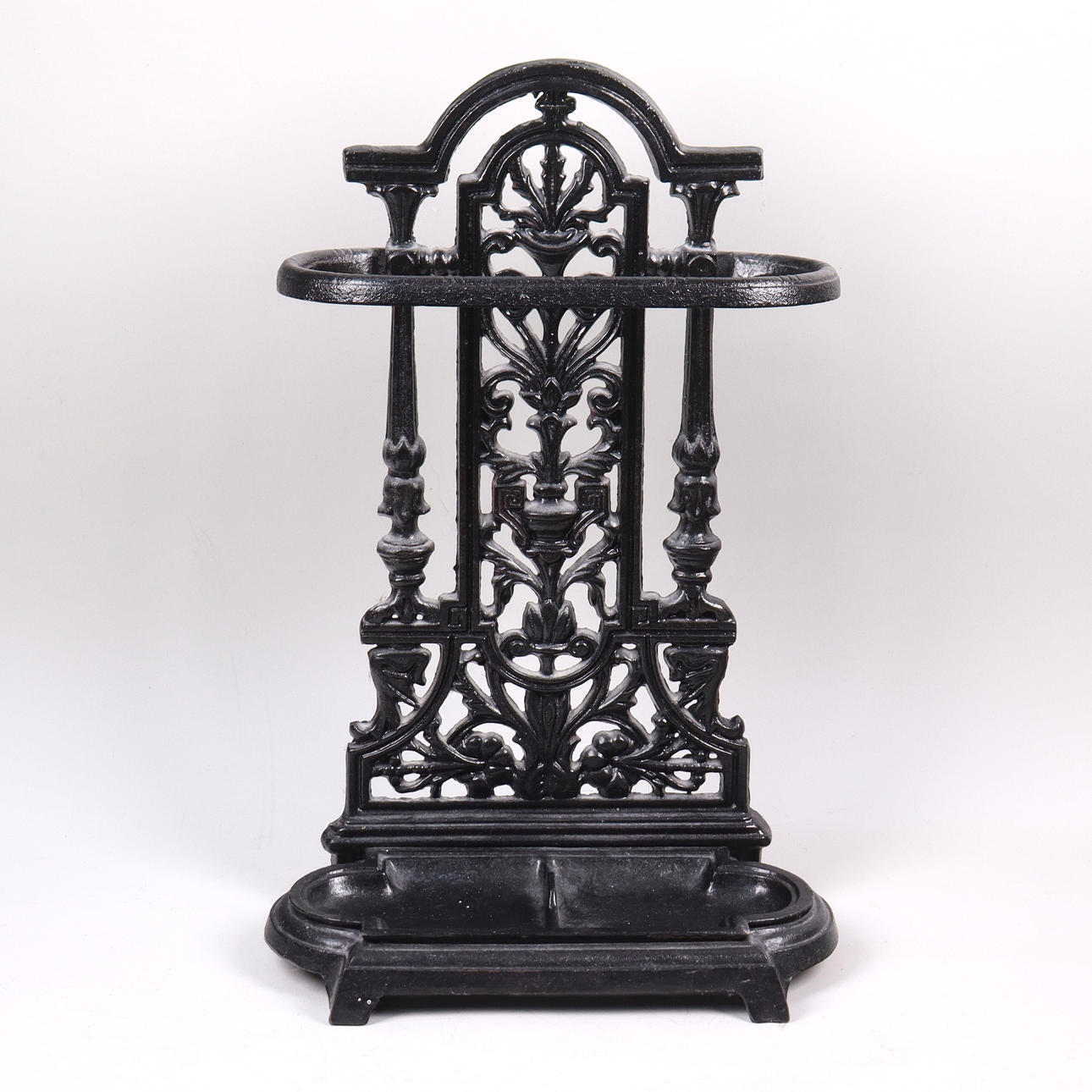 PARAPLYSTÄLL, bemålat gjutjärn, 1900-tal.