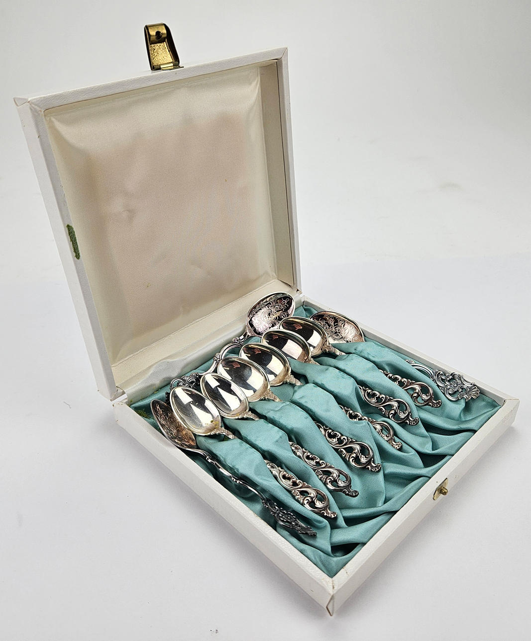 MOCKASKEDAR, 6+3 st, silver, Norge, vikt ca. 71 gram.