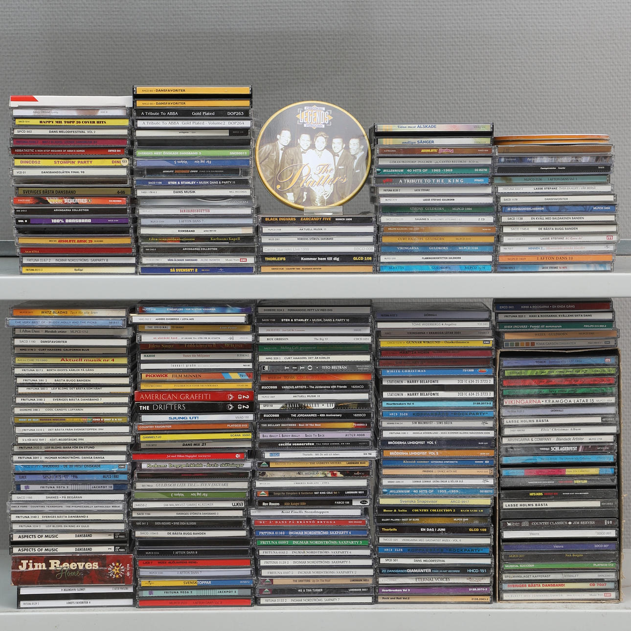 CDS/BOXES, 215 pcs. mixed artists, mostly dance bands.