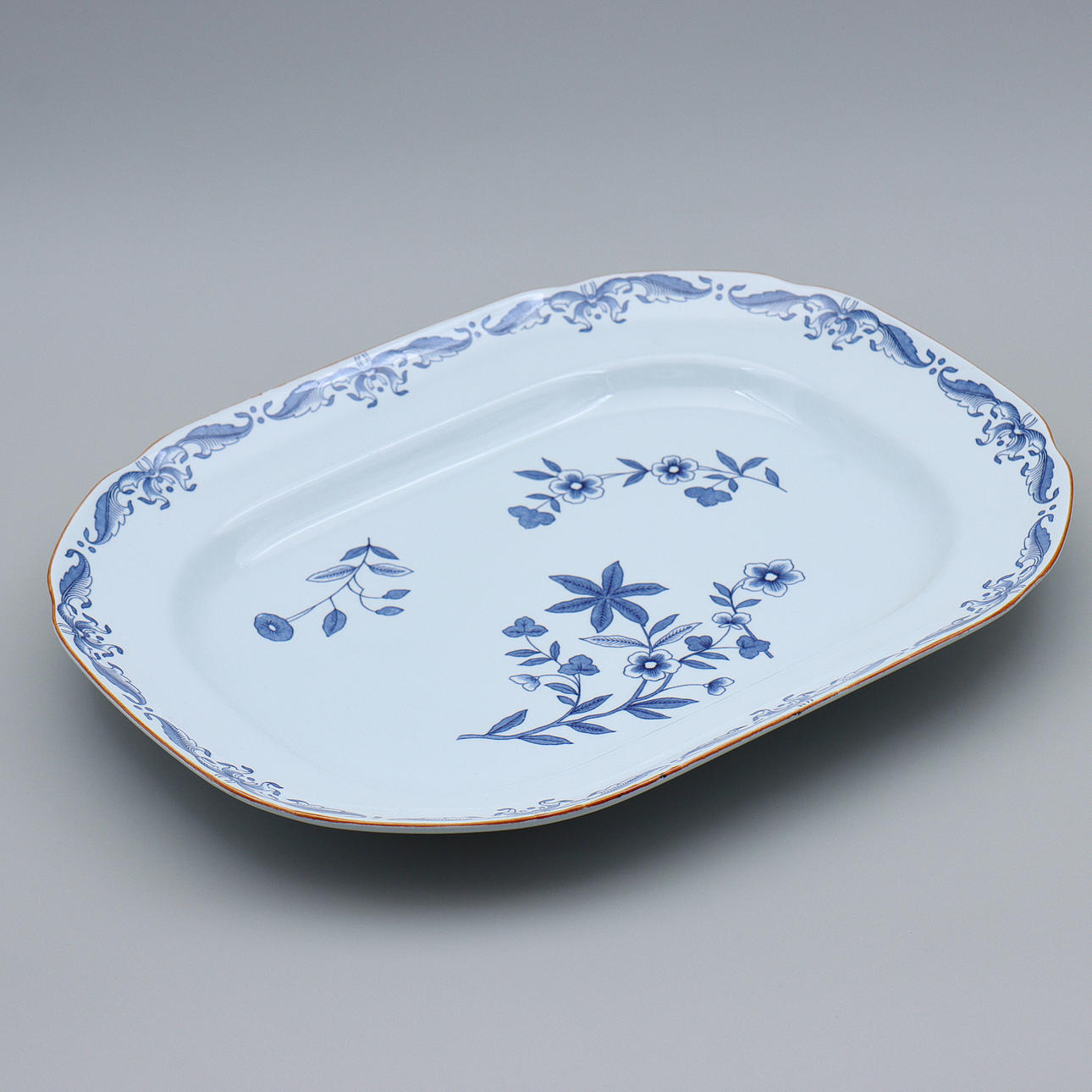 OSTINDIA, SERVING DISH, CROCKERY, PIPING BEACH.