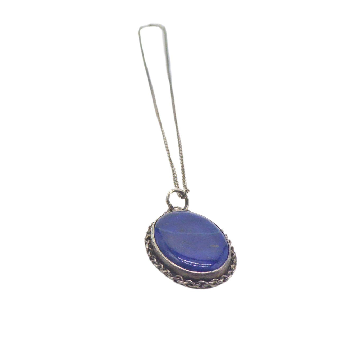 LAPIS LAZULI SET IN 925 SILVER WITH 925 SILVER CHAIN.